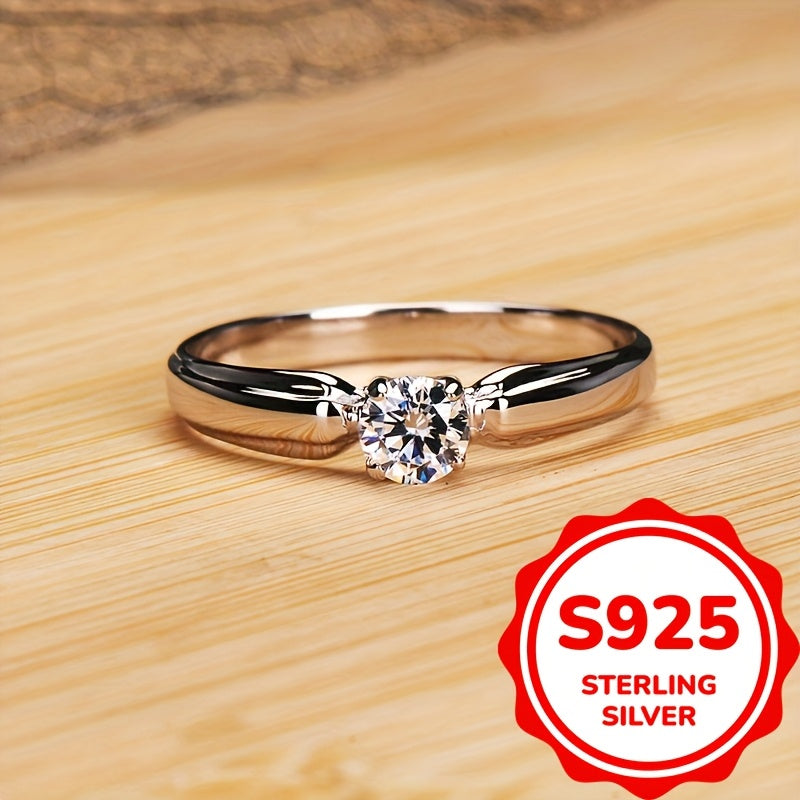 Sparkling and luxurious 925 sterling silver zircon ring 