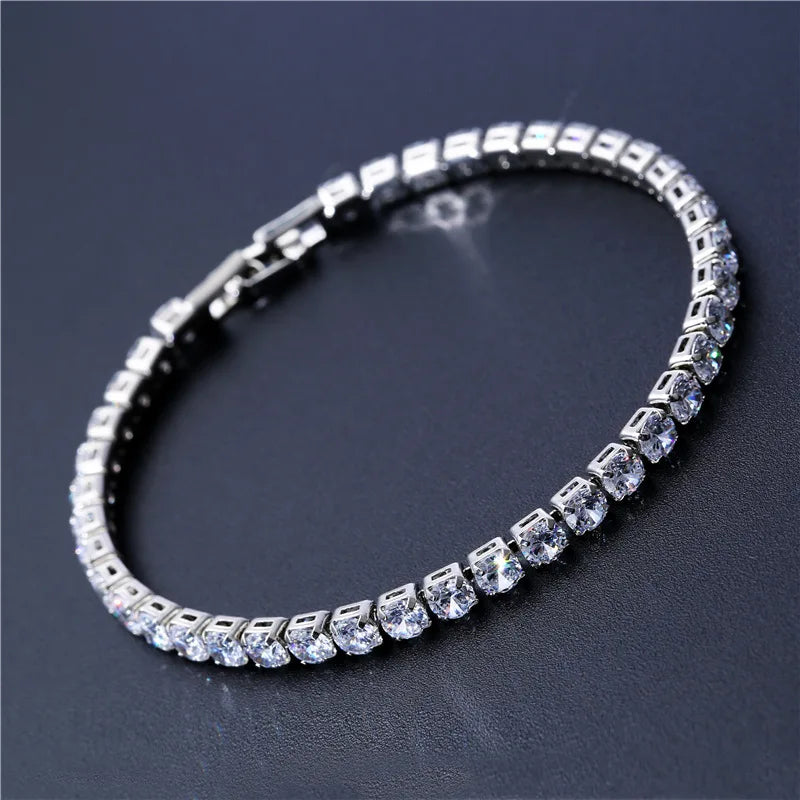 Luxurious silver bracelet 