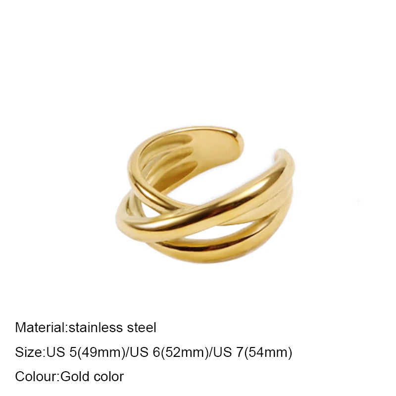 Classic gold ring 