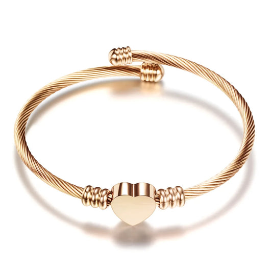 Classic heart bracelet 