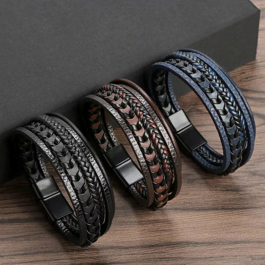 Classic leather bracelet 