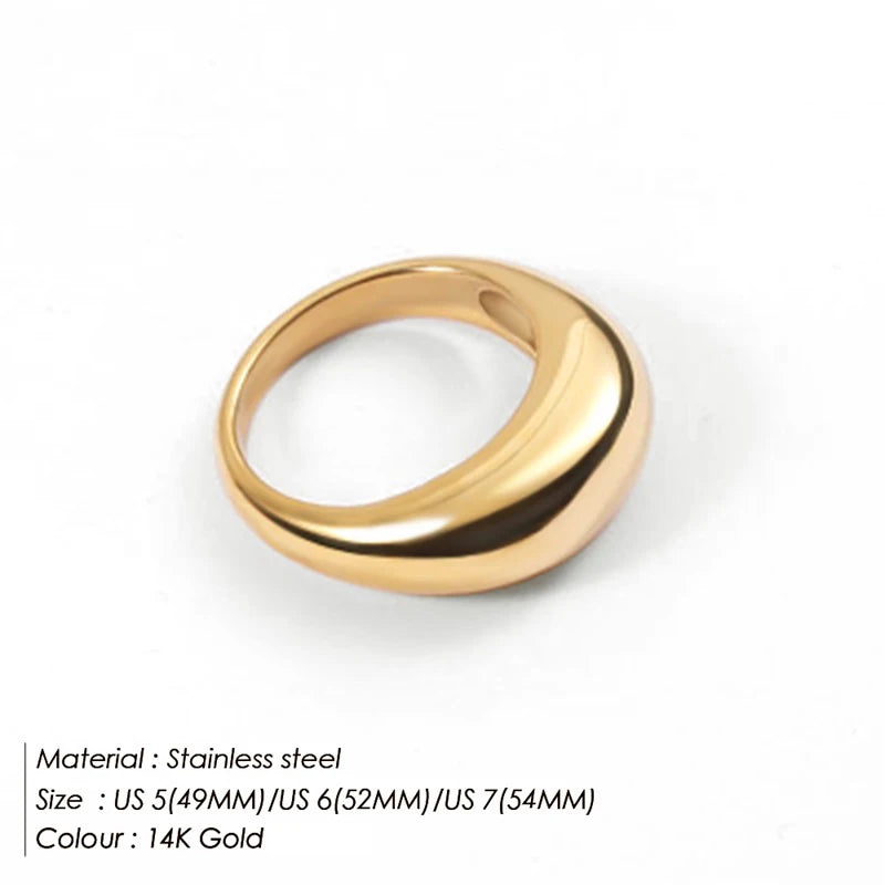 Classic gold ring 