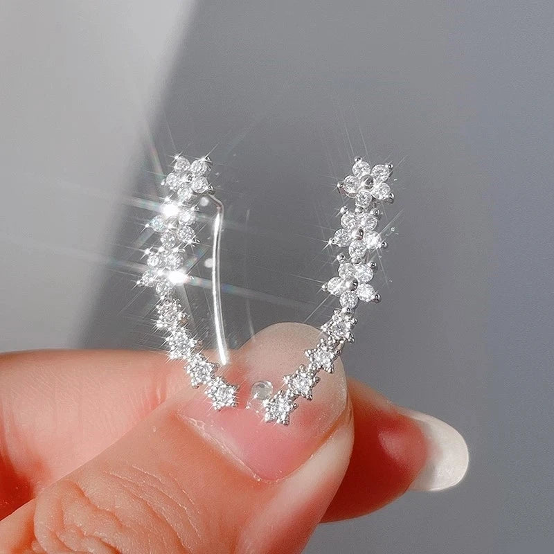 Classic flower needle earring 