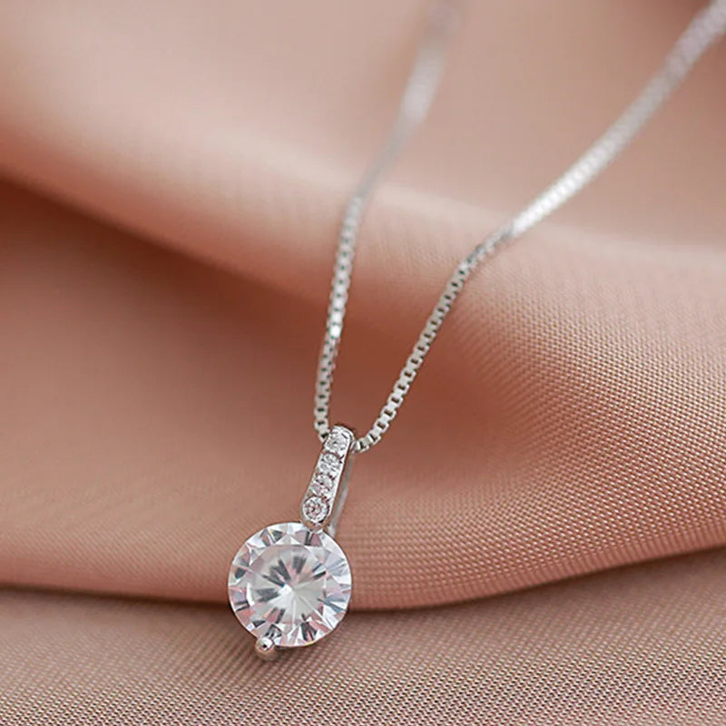 Classic silver necklace 