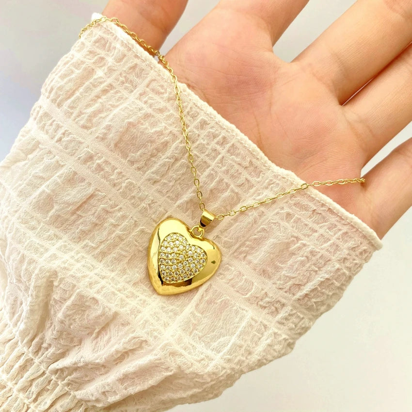 Special gold heart necklace