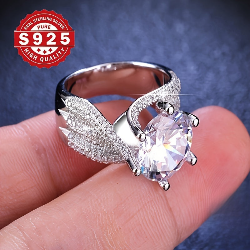 Luxurious 925 silver ring with zircon