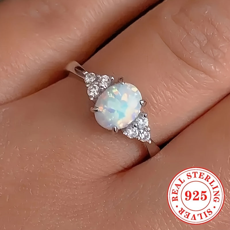 Elegant ring with synthetic opal stone made of S925 sterling silver 